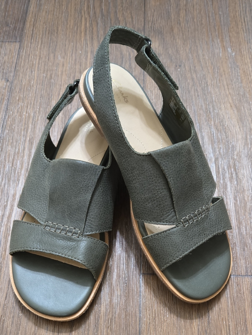 Clarks Olive Slingback Open-Toe Sandals/ Size 8